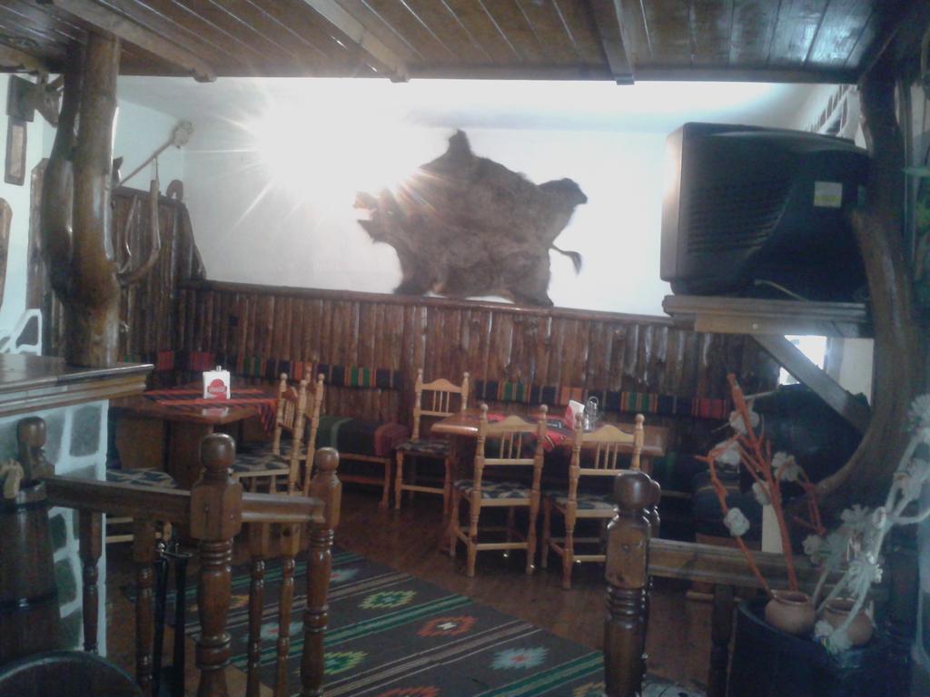 Tsvetkovi Guest House Dobrinishte Luaran gambar